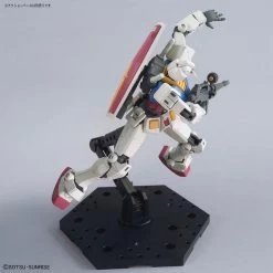 Bandai Gundam 1/144 HGUC Gundam 0079 RX-78-2 Gundam [Beyond Global] 40th Anniversary Model Kit Exclusive -Popmart 4573102582058h