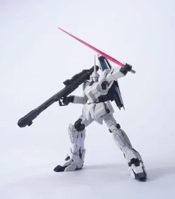 Bandai Gundam 1/144 HGUC #101 UC RX-0 Unicorn Gundam (Unicorn Mode) Model Kit