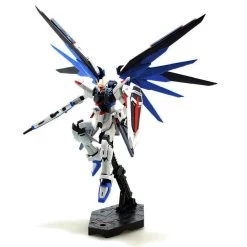 Bandai Gundam 1/144 RG #05 Seed ZGMF-X10A Freedom Gundam Model Kit 6 Bandai Gundam 1/144 RG #05 Seed ZGMF-X10A Freedom Gundam Model Kit -Popmart IMG 0111